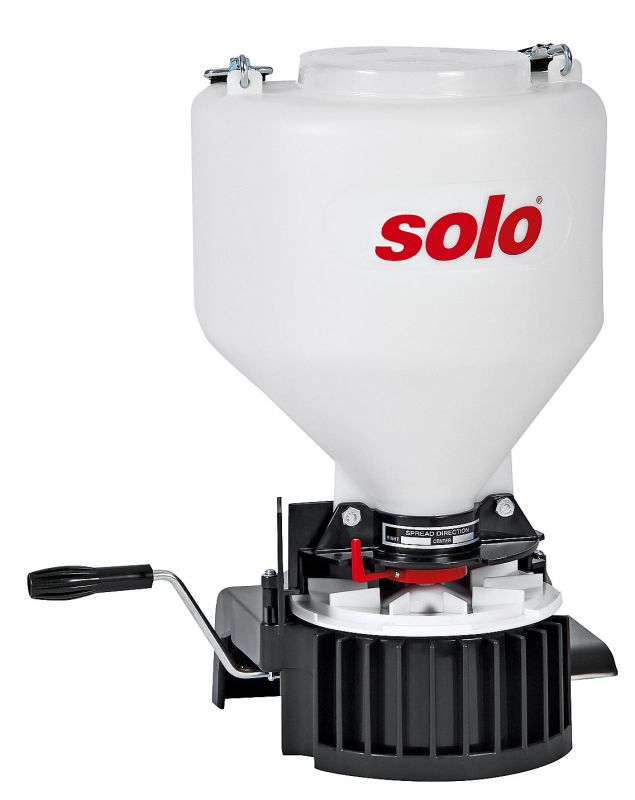 Spandiconcime manuale a spalla Solo 421 da 9 litri e 2,5 kg