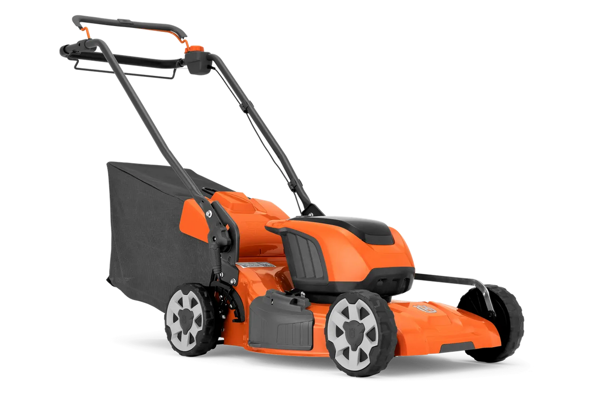 Rasaerba a batteria Husqvarna LC 251iS semovente 51 cm